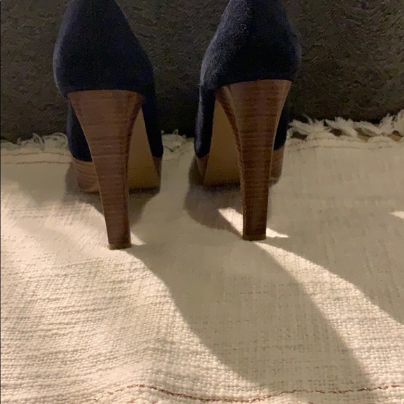 Blue Stuart weitzman Heels - Picture 4 of 5